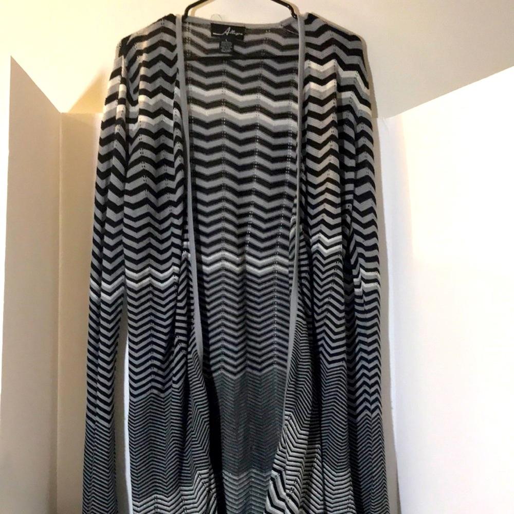 Allegra long duster size large black/gray/white